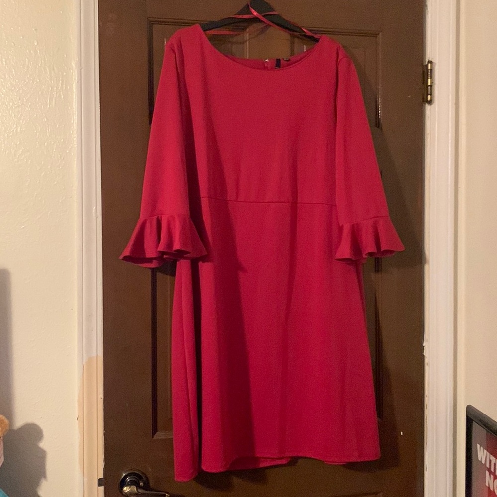 MIK 3/4 ruffle sleeve dress